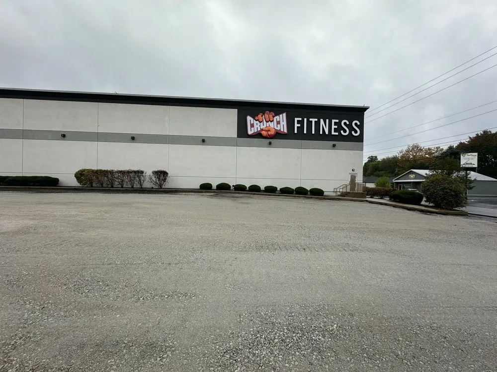 Professional yard maintenance in Indianapolis, IN - Sol Landscaping Services