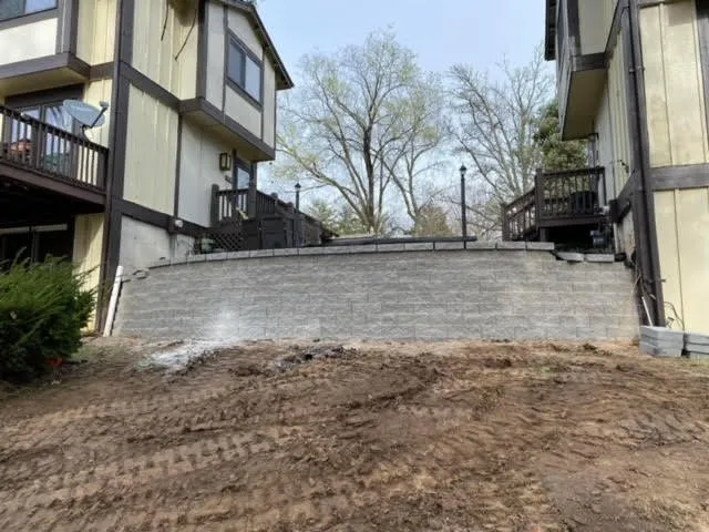 Top-rated lawn care service in Caseyville, IL by Sol Luna-Outdoors