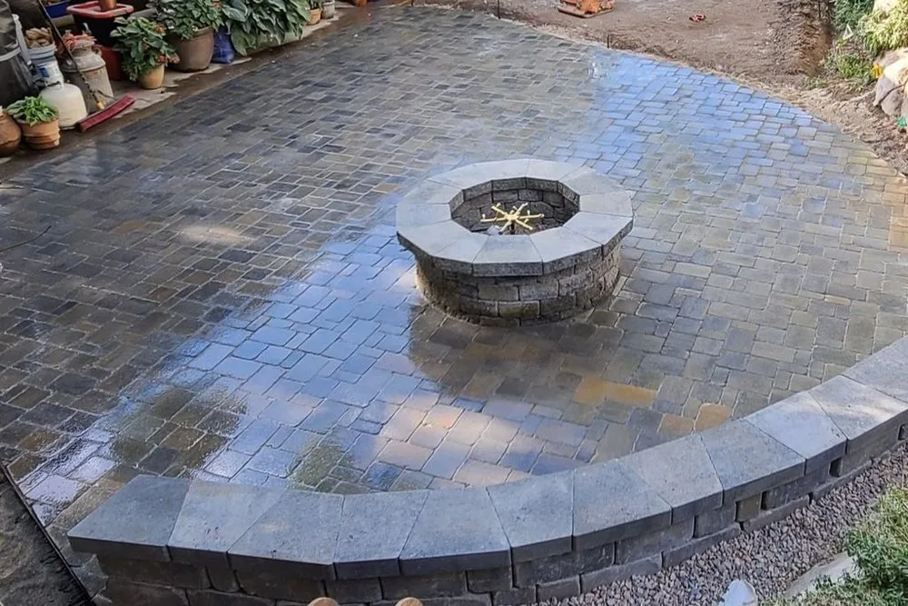 Trusted lawn care service experts serving Riverton, UT - Sol Valley Landscaping