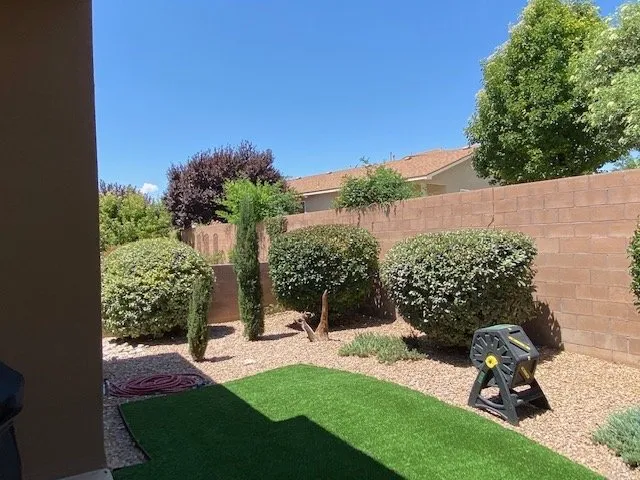 Professional yard maintenance experts serving Albuquerque, NM - Solar Plexus Yard Care & Landscape