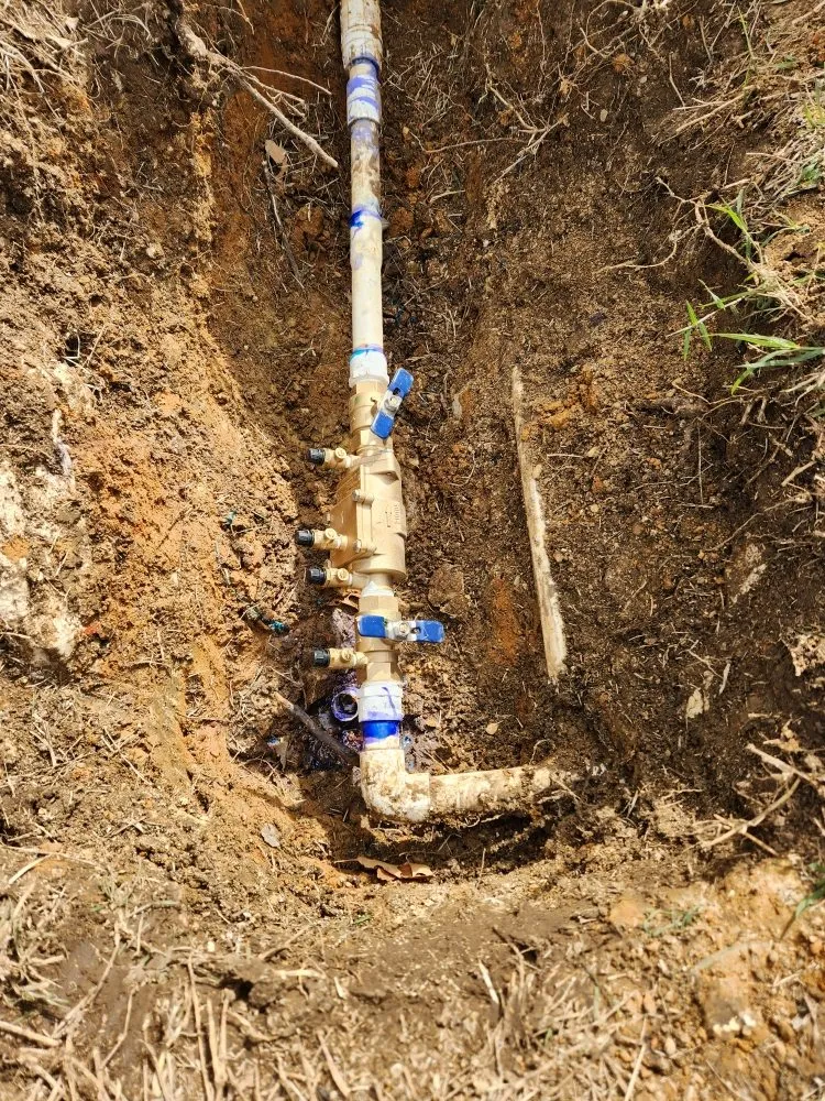 Professional yard cleanup service near you in Lancaster, TX by Solar Scapes