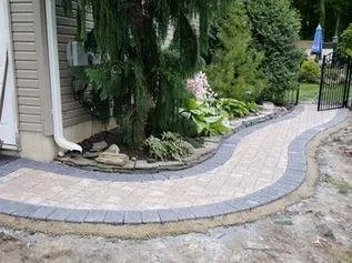 Local yard cleanup service experts serving East Windsor, NJ - Solares Landscaping