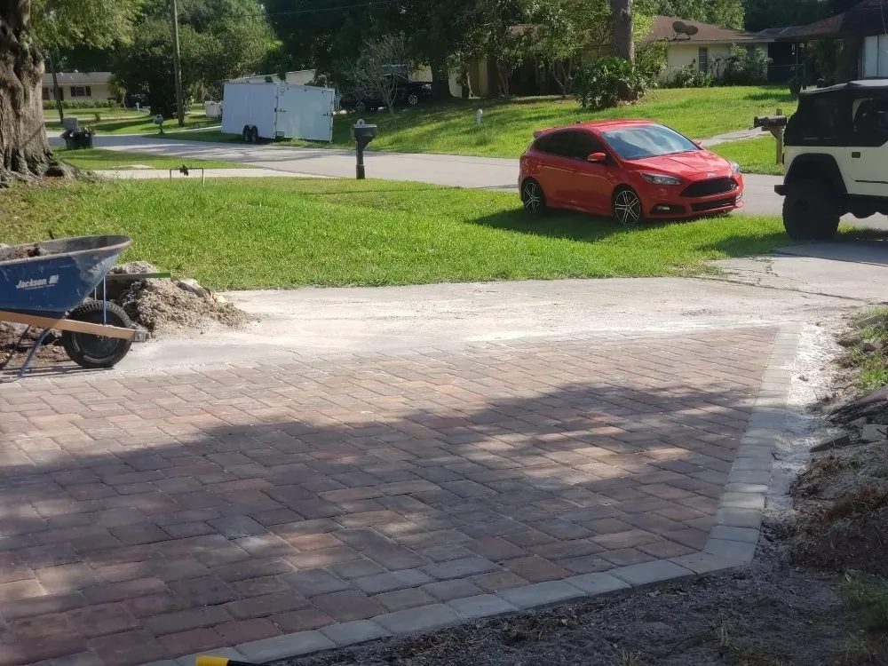 Local yard cleanup service in Englewood, FL by Soleil Pavers