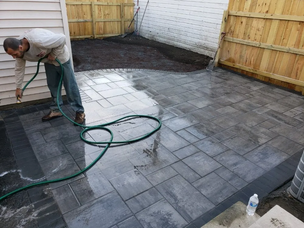 Top-rated residential landscaping for year-round maintenance in Englewood, FL by Soleil Pavers