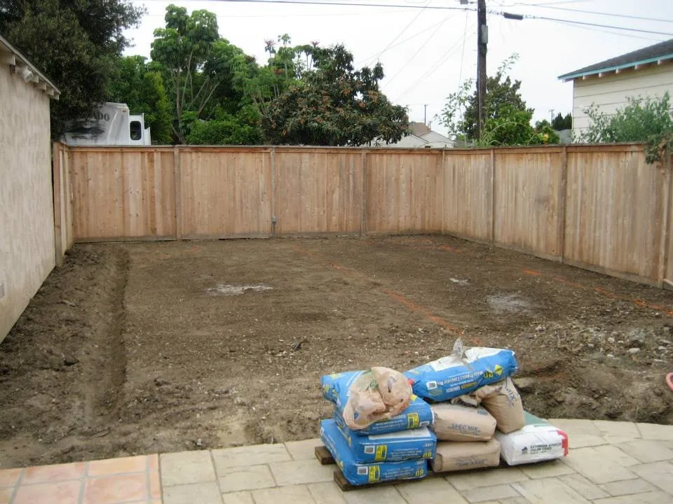 Professional yard cleanup service in Huntington Beach, CA - Solena Landscape