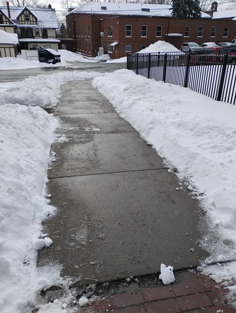 Trusted lawn mowing service in Rochester, NY - Soles Pro Service