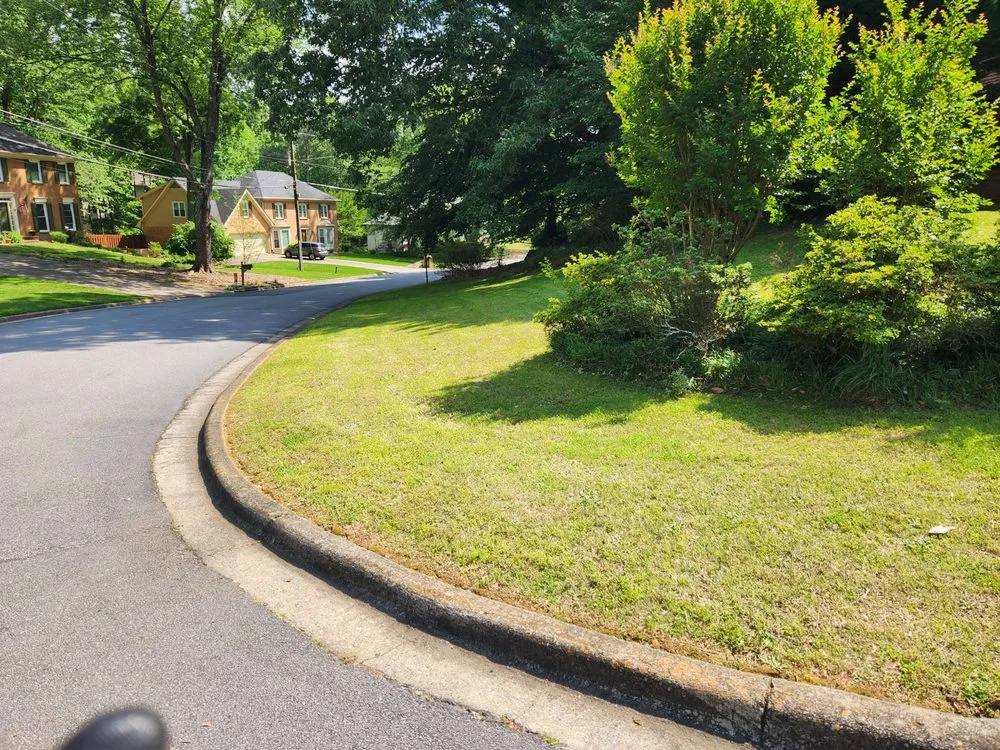 Trusted yard maintenance for residential properties in Snellville, GA by Solgreen Solutions