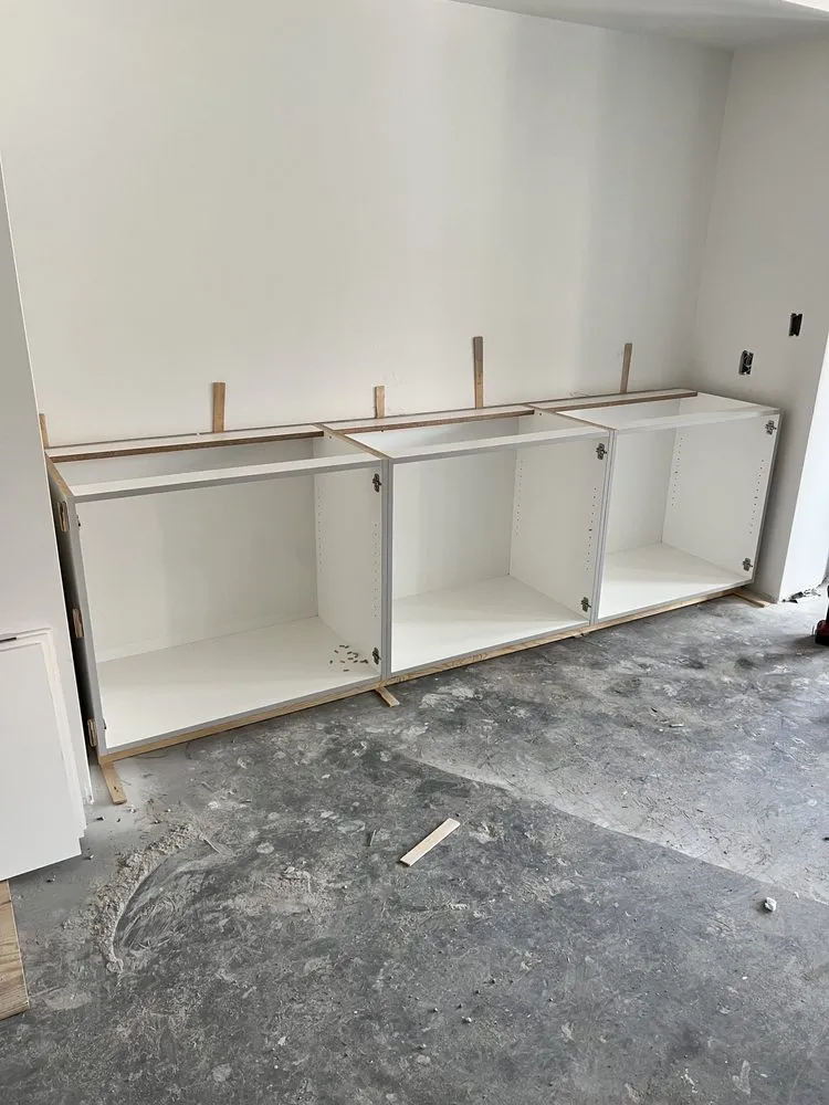 Expert yard cleanup service in Waianae, HI by Solid Braddahz Services