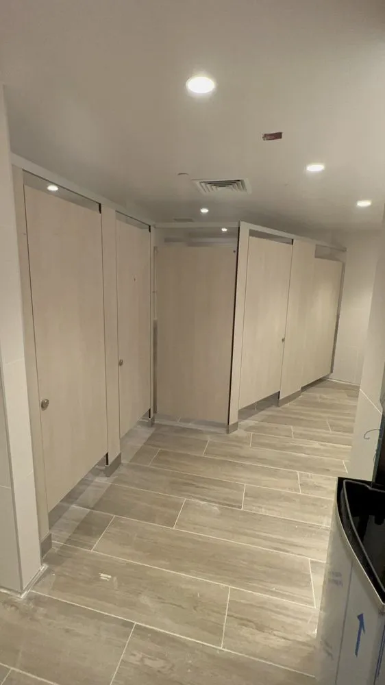 Professional lawn care service experts serving Waianae, HI - Solid Braddahz Services