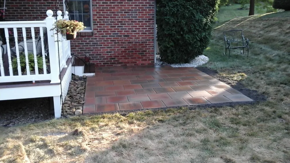 Professional landscape design experts serving Pittsburgh, PA - Solid Contracting