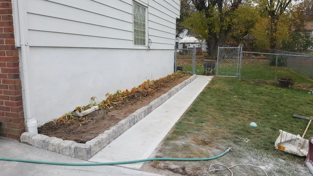 Trusted garden landscaping with custom design across Trenton, NJ - Solid Gold Construction