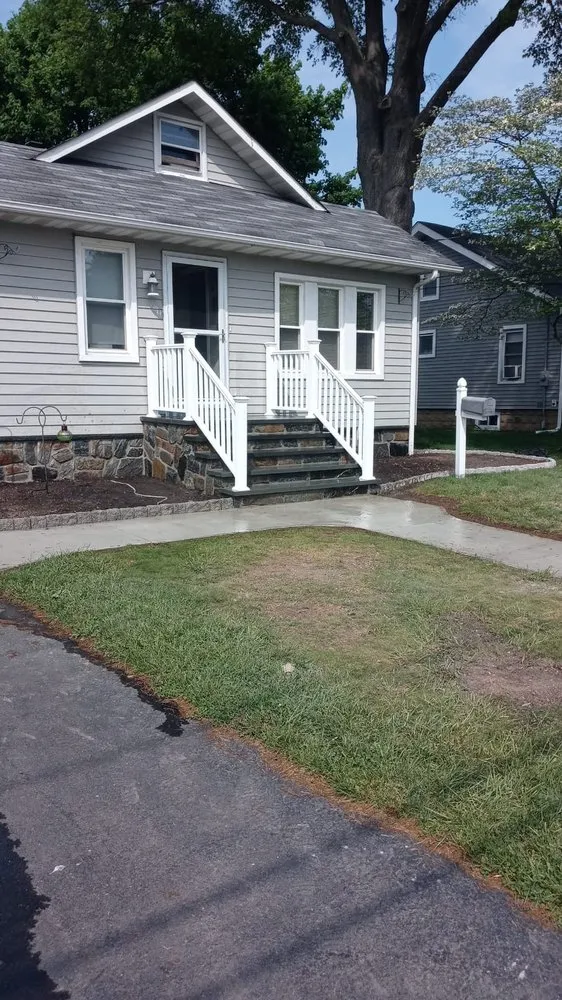 Local garden landscaping experts serving Trenton, NJ - Solid Gold Construction
