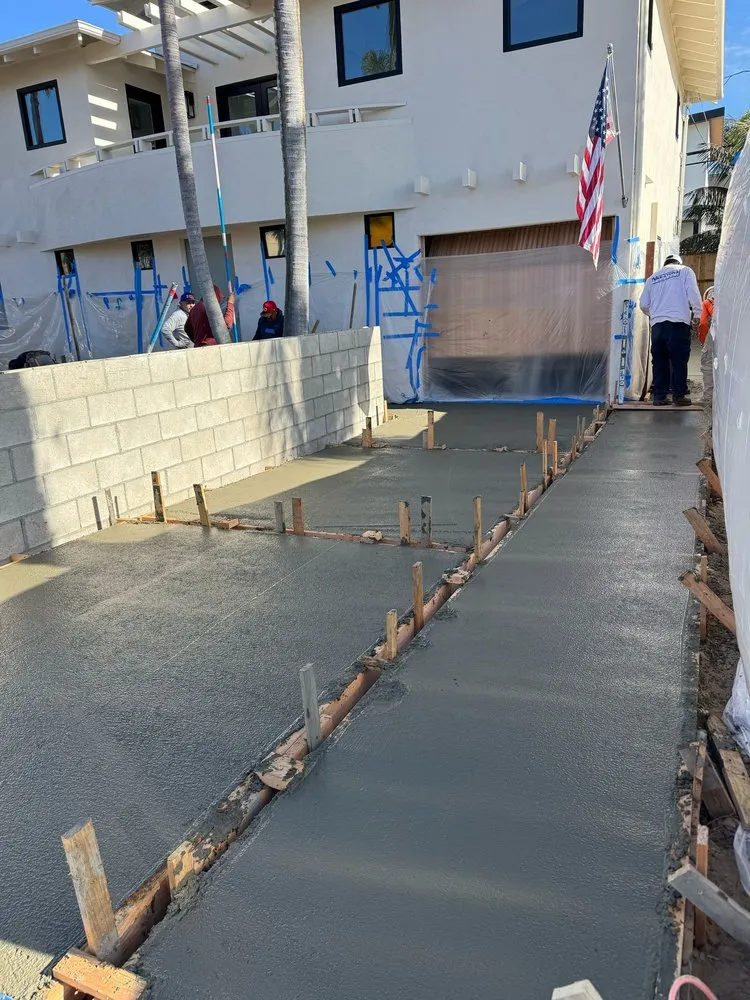 Top-rated yard maintenance with custom design in San Diego, CA by Solid Green Construction