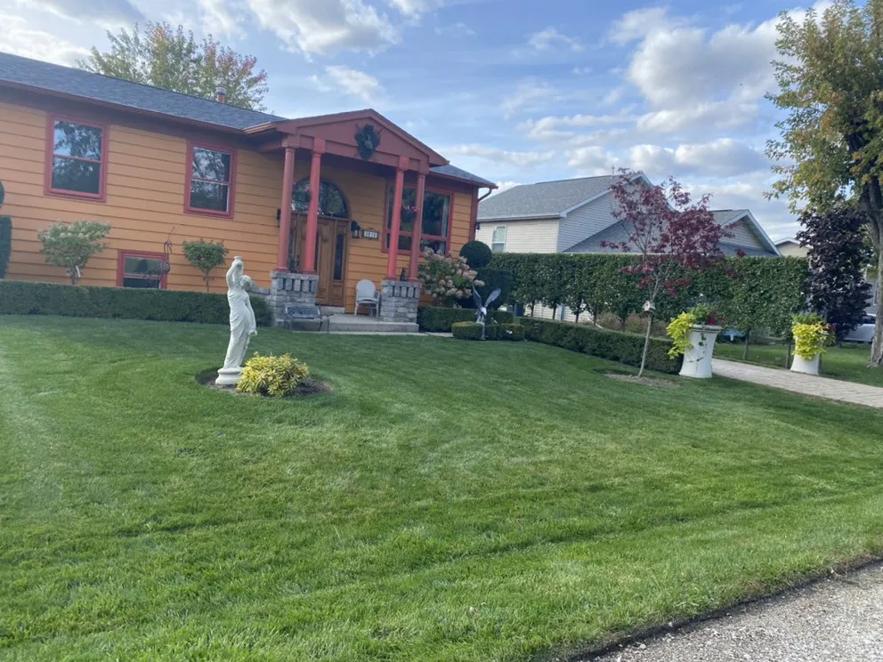 Custom landscape design in Round Lake Beach, IL by Solid Green Landscape