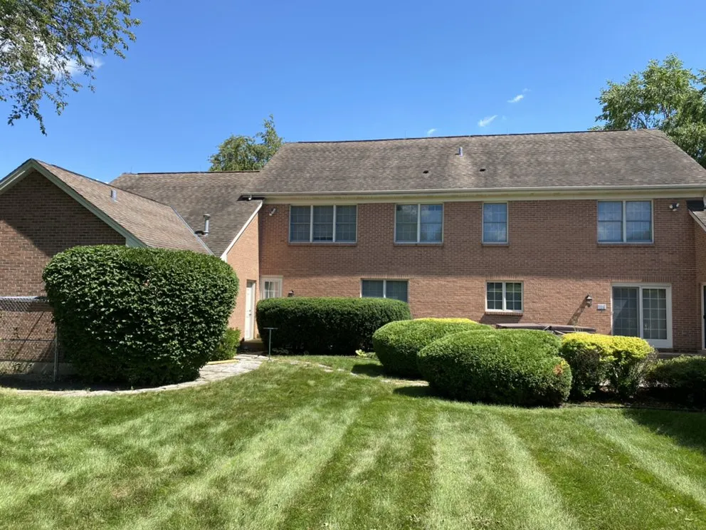 Trusted lawn care service in Round Lake Beach, IL by Solid Green Landscape