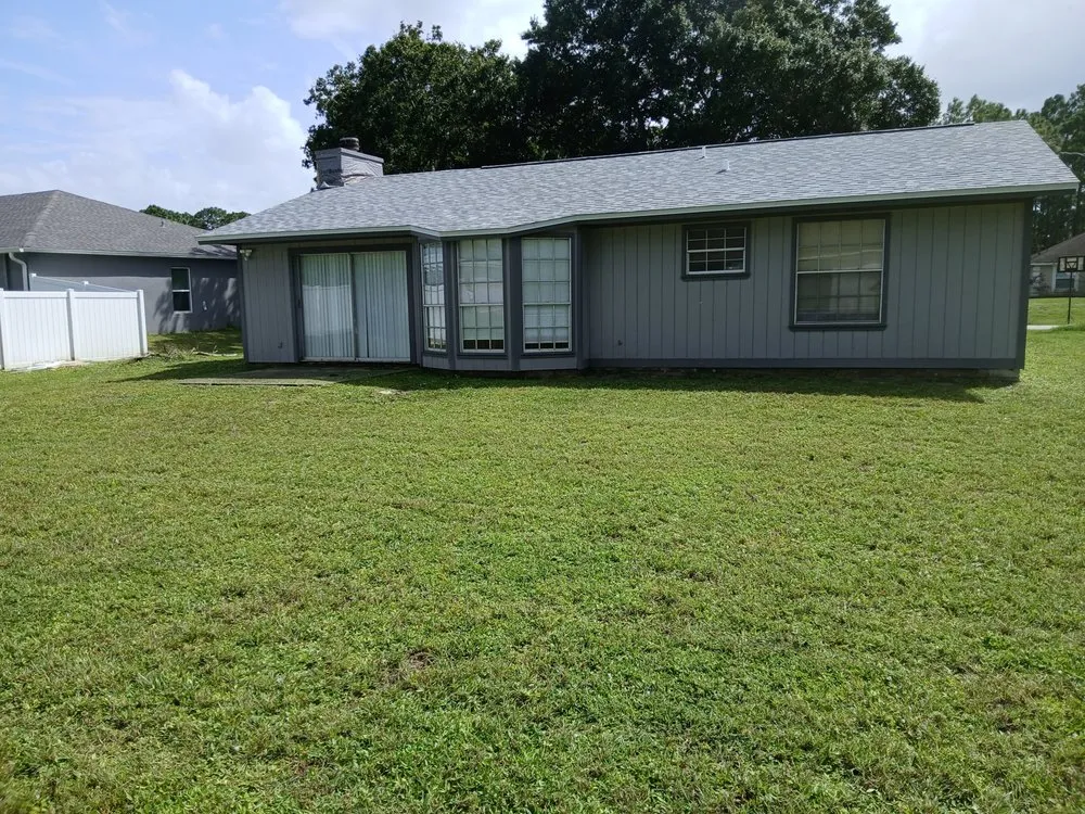 Reliable lawn care service experts serving Palm Bay, FL - Solid Lawns