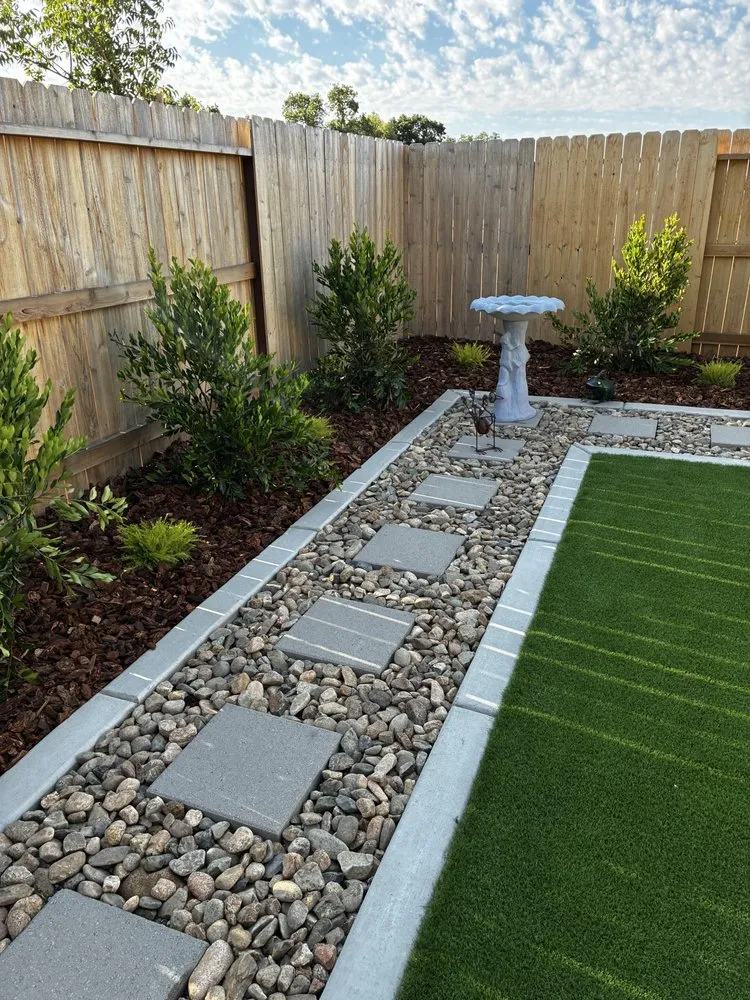 Expert lawn mowing service in Rancho Cordova, CA by Solid Oak Landscape