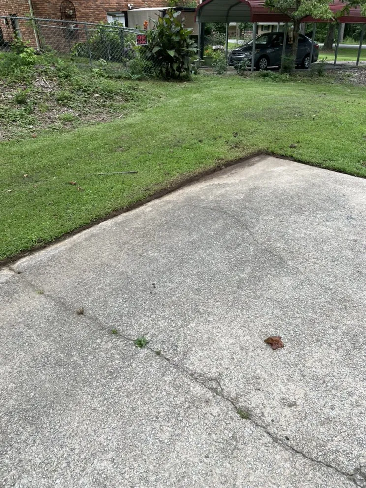 Reliable yard maintenance in Forest Park, GA - Solid Profit