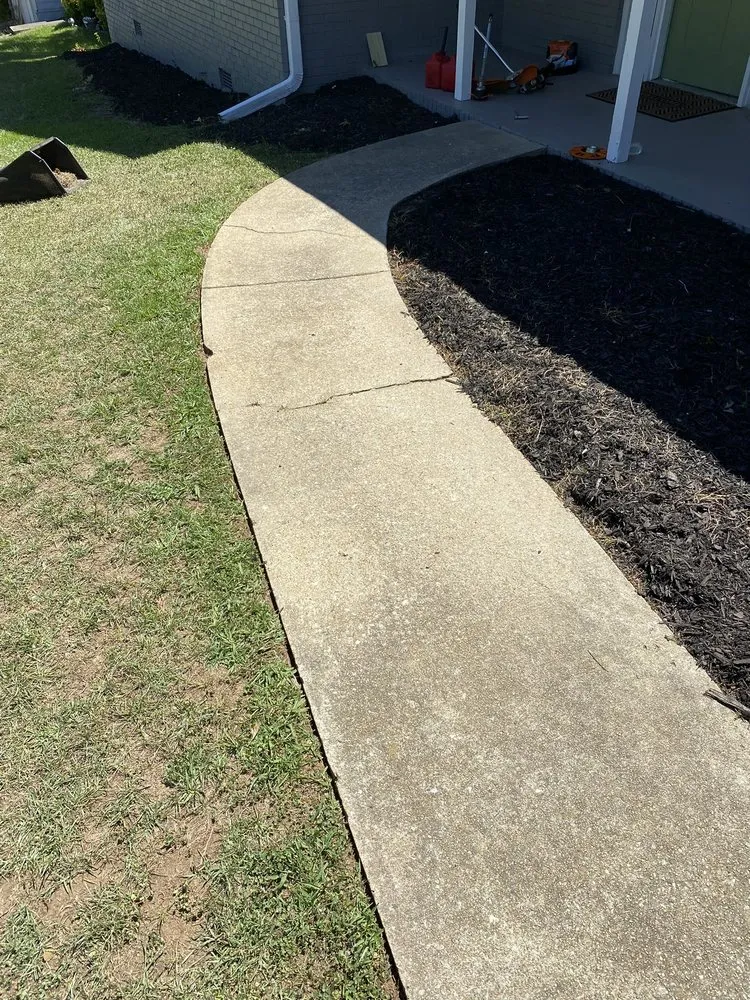 Affordable residential landscaping in Forest Park, GA - Solid Profit