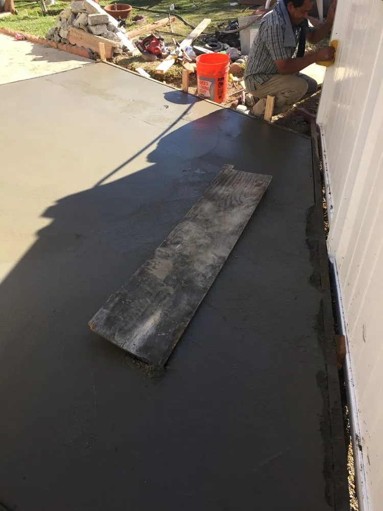 Top-rated lawn care service in Huntington Beach, CA - Solid Rock Landscapes