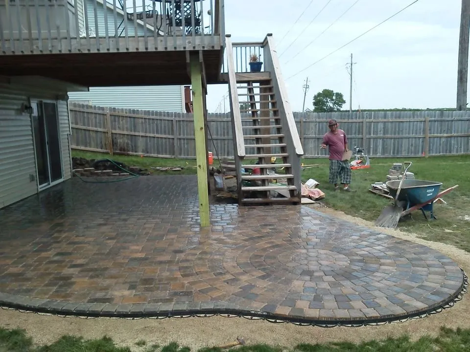 Affordable garden landscaping in West Des Moines, IA by Solid Rock Landscaping