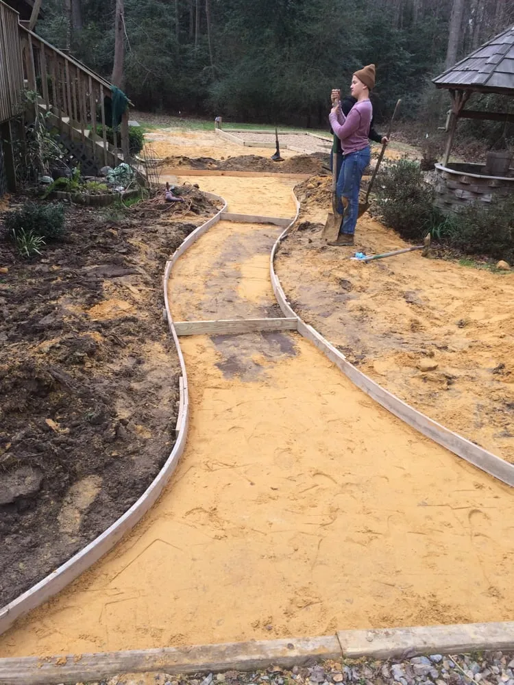 Top-rated landscape installation in Virginia Beach, VA - Solid Rock Lawn & Landscape