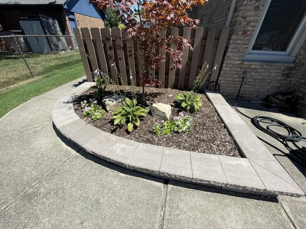 Custom landscaping services experts serving Clinton Township, MI - Solid Rock Lawn & Landscaping