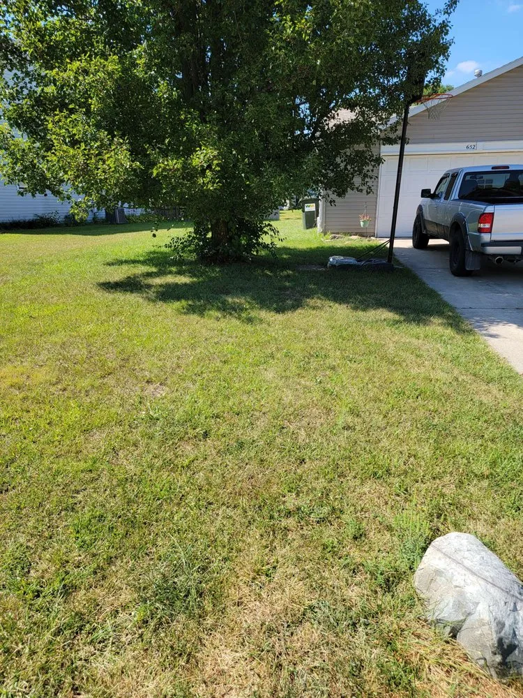 Custom lawn care service experts serving Greenfield, IN - Solid Rock Residential