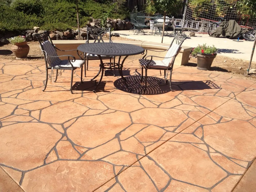 Custom yard cleanup service in Sacramento, CA by Solinsky Gardens