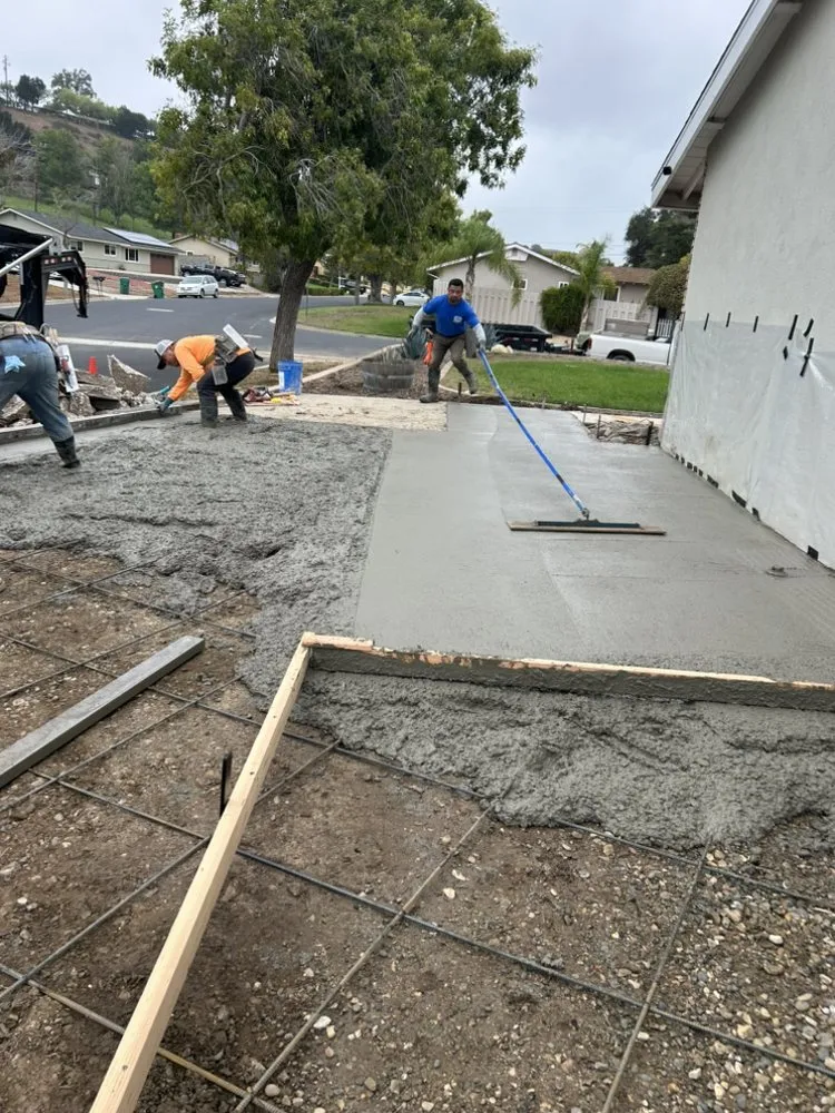 Professional yard cleanup service in Los Alamos, CA - Solis Creative Rocks