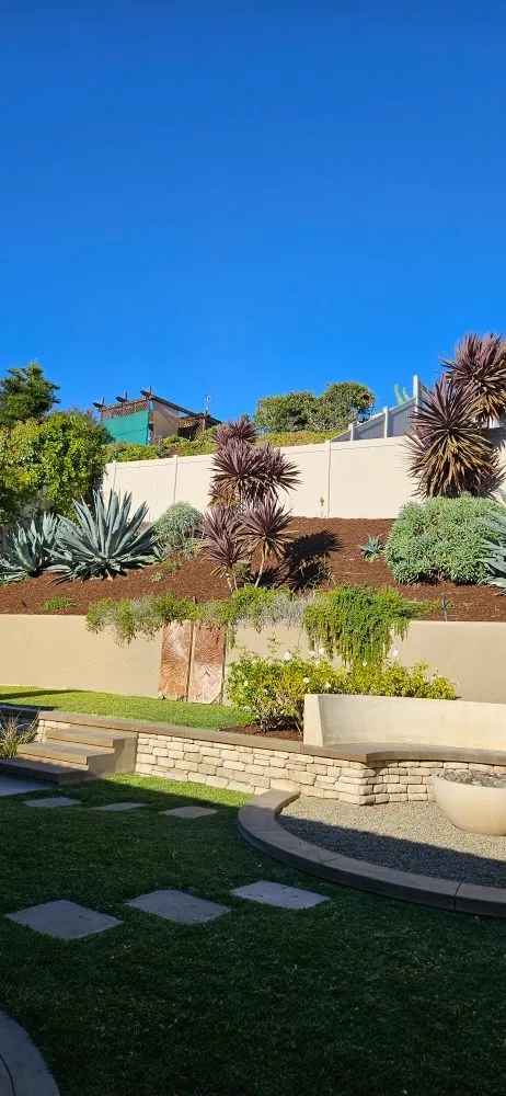 Top-rated lawn care service for residential properties across Laguna Beach, CA - Solis Garden Maintenance
