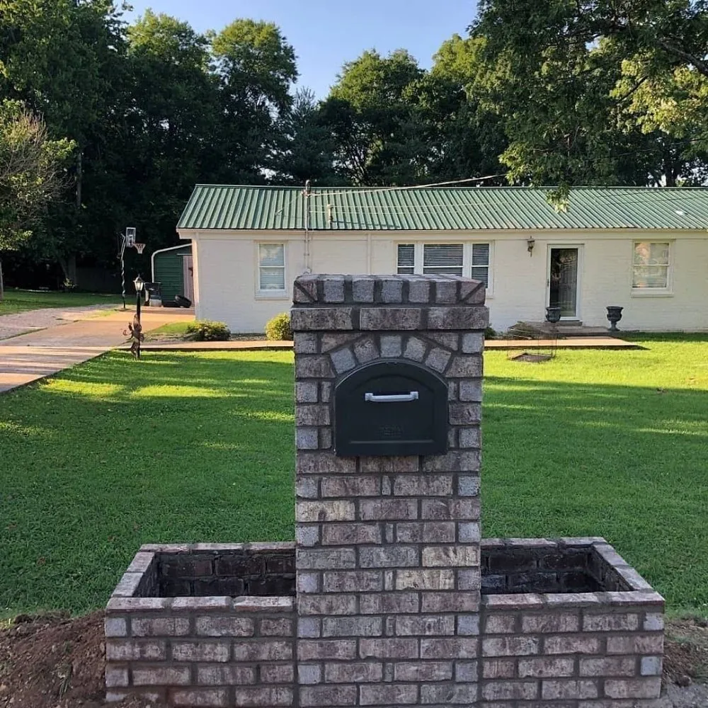 Local garden landscaping for homes in Unionville, TN by Solis landscapes