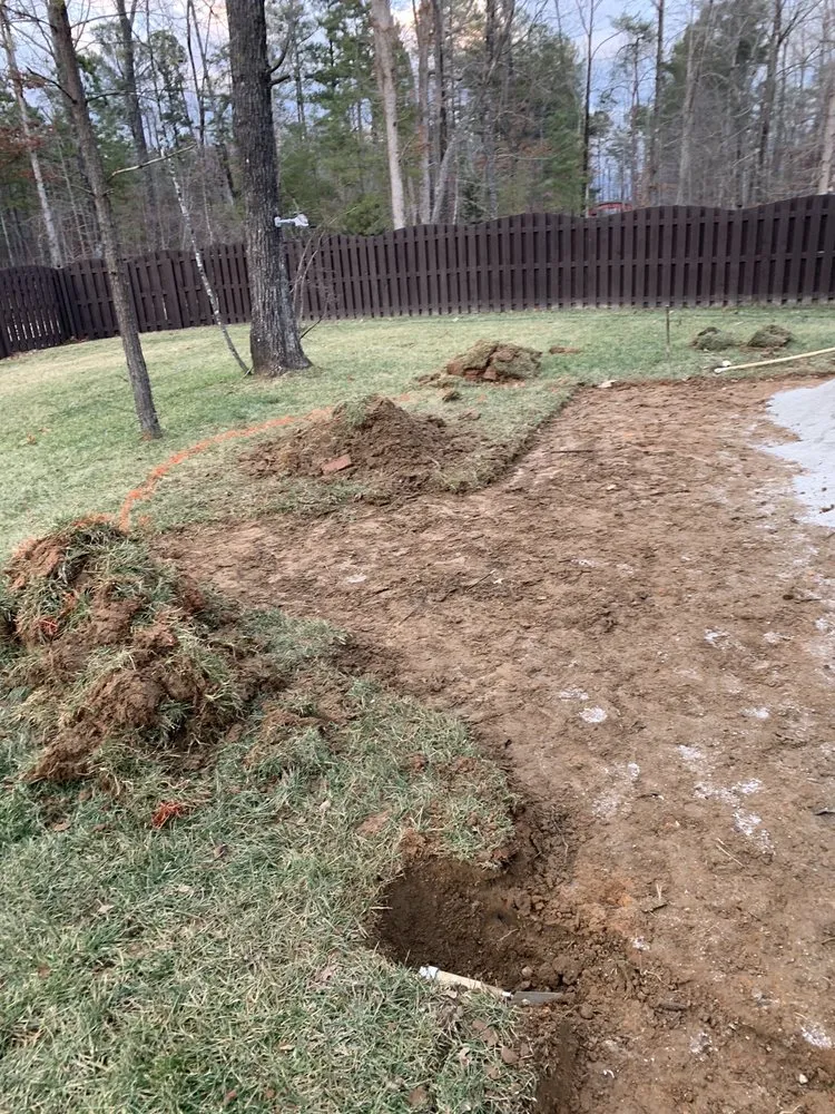 Custom residential landscaping with custom design in Huntsville, AL by Solis Landscaping