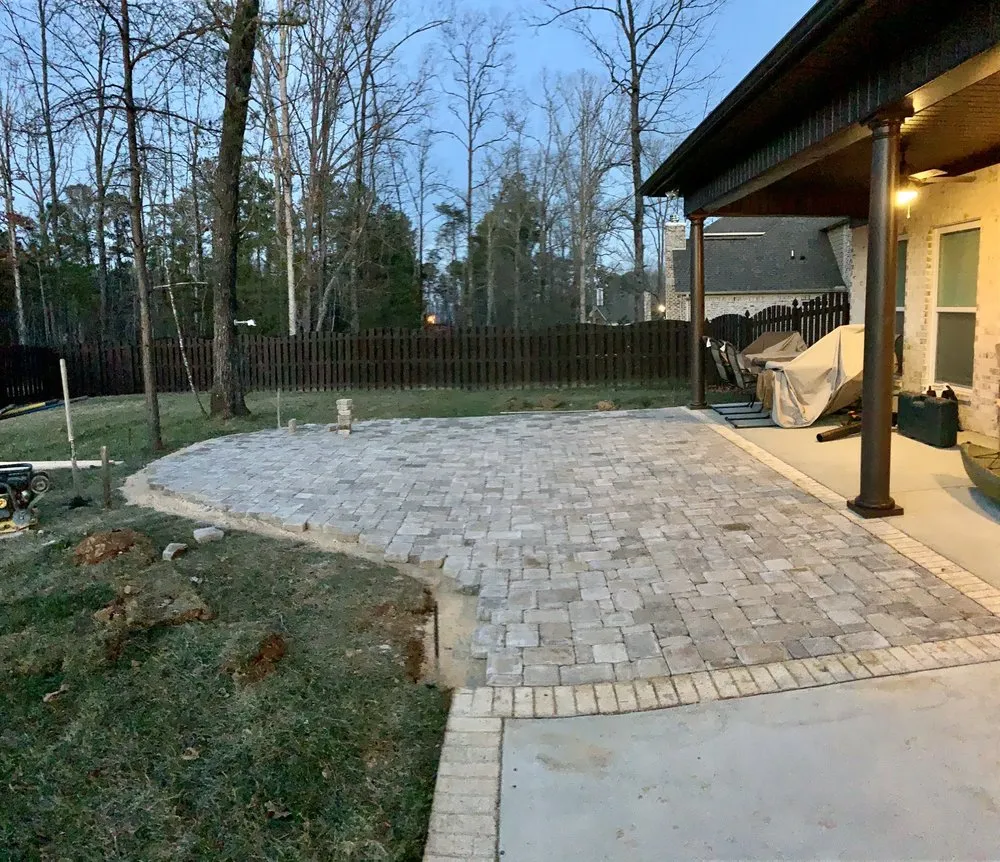 Local lawn mowing service in Huntsville, AL - Solis Landscaping