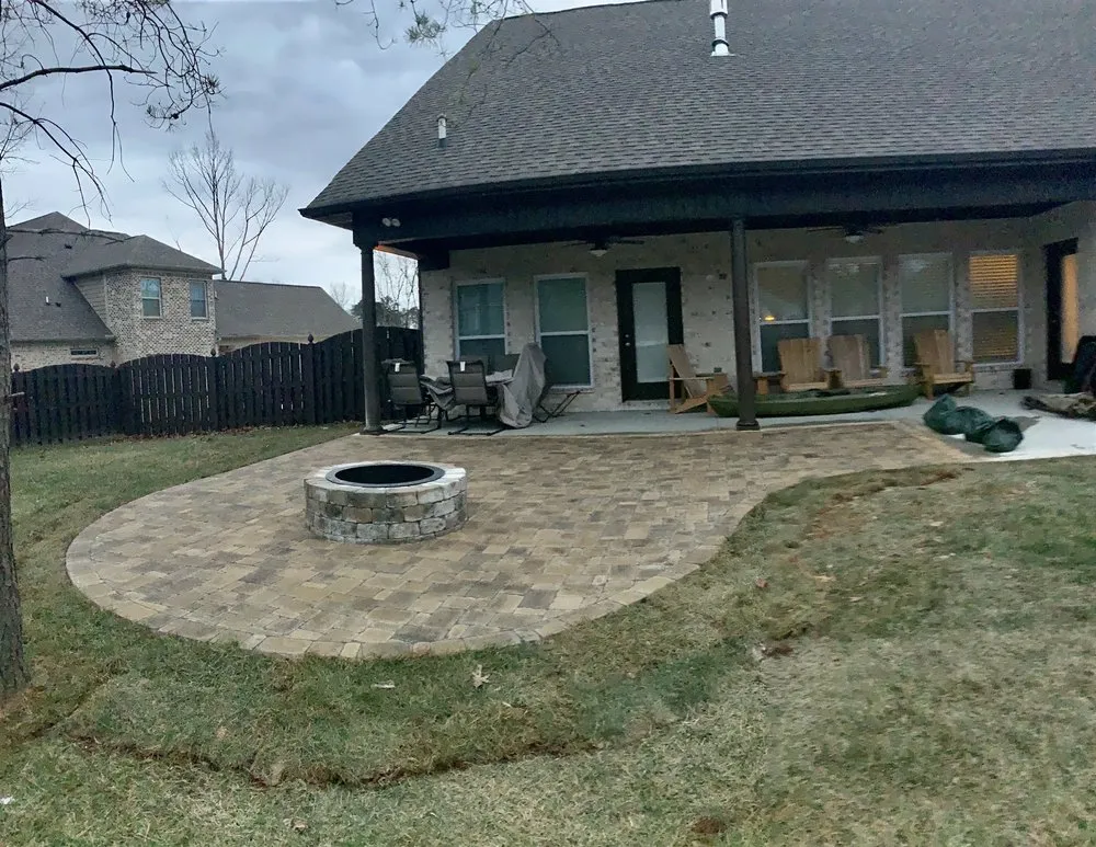 Local garden landscaping in Huntsville, AL by Solis Landscaping