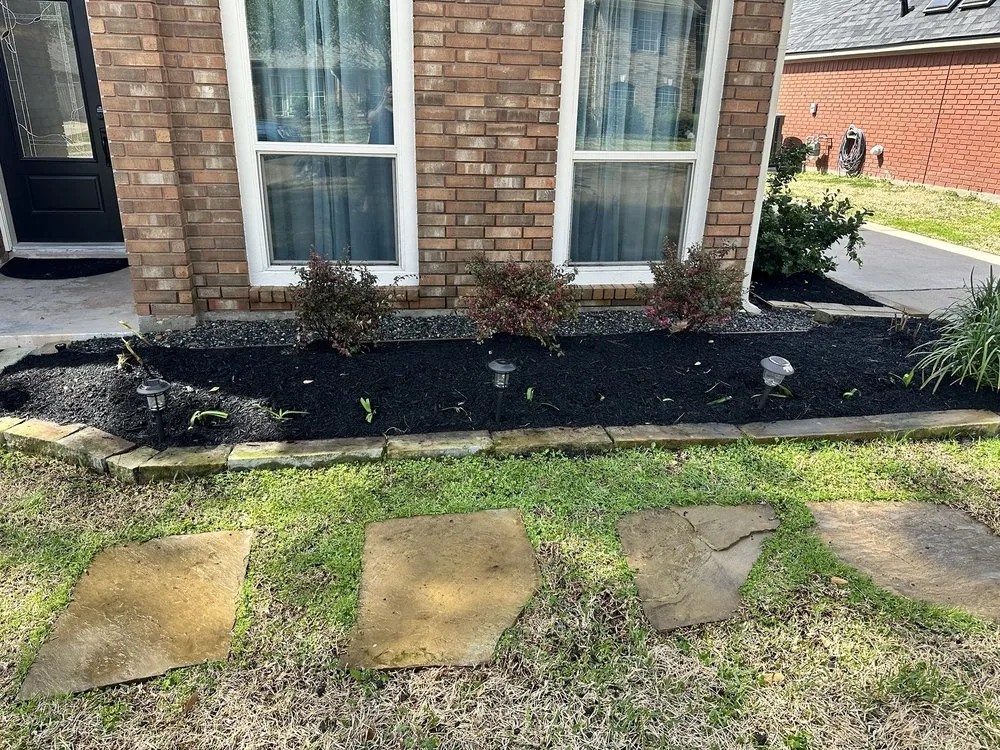 Custom yard cleanup service for year-round maintenance in Houston, TX by Solis Lawn Care & Tree Services