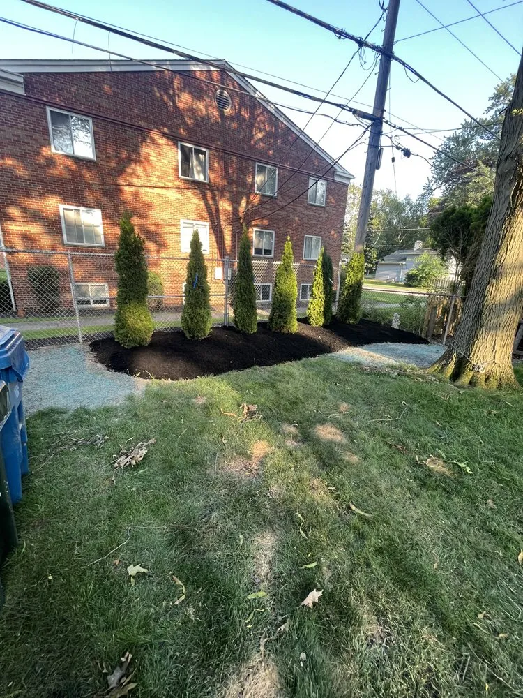 Local yard maintenance in North Olmsted, OH - Sollars Landscaping