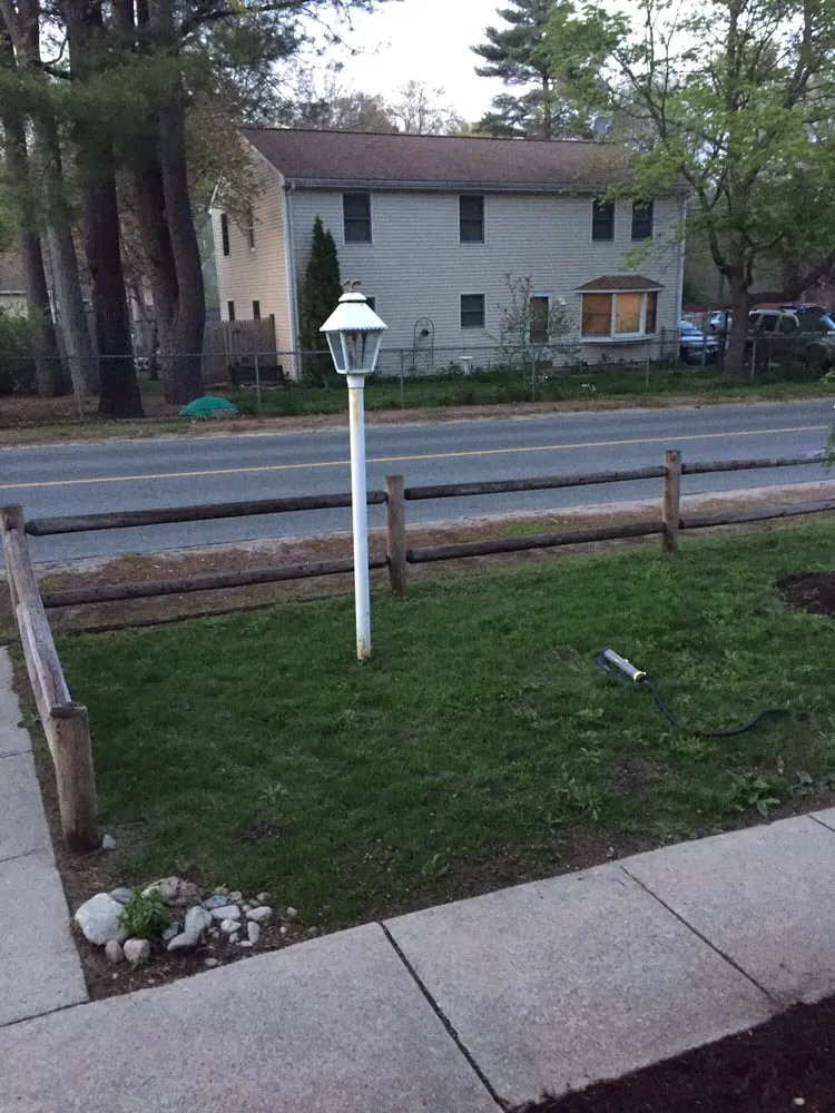 Reliable yard maintenance in Dedham, MA - Solomon Landscaping