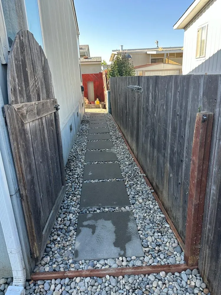 Professional garden landscaping for homes in Milpitas, CA by Solorio Greenscape and Hauling