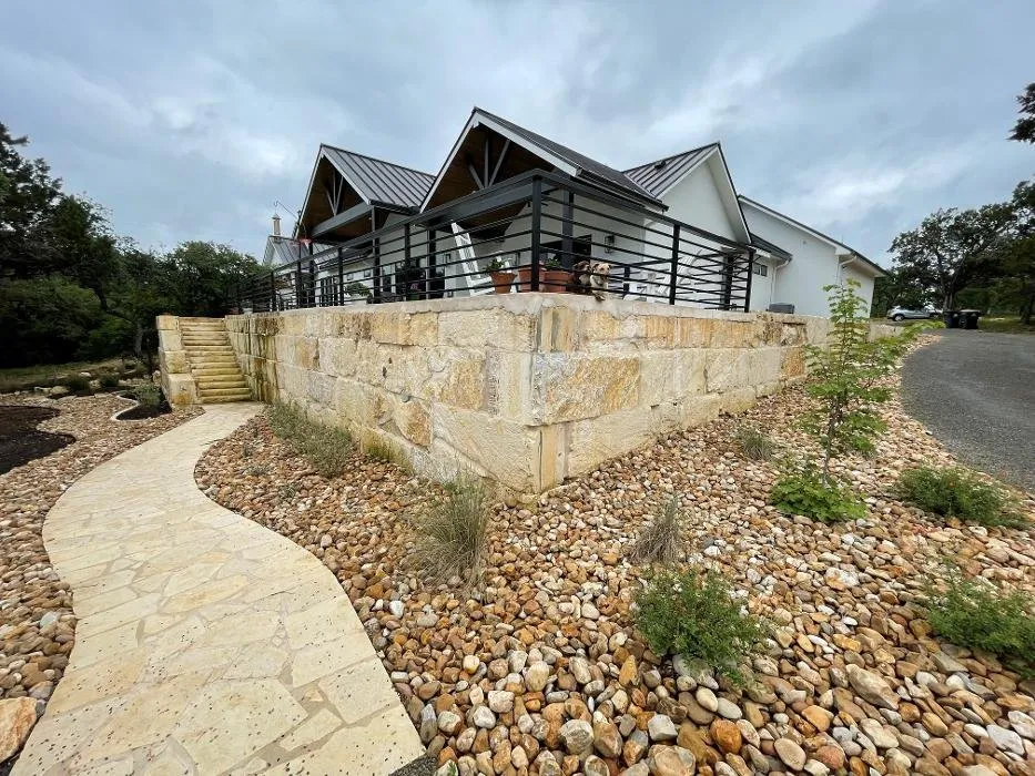 Reliable garden landscaping in Dripping Springs, TX by Solstice