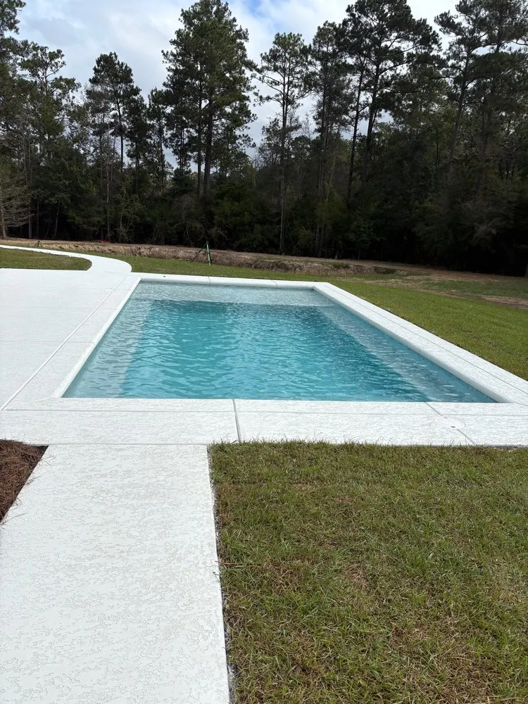 Custom lawn care service for homes across Covington, LA - SolTerra Pools