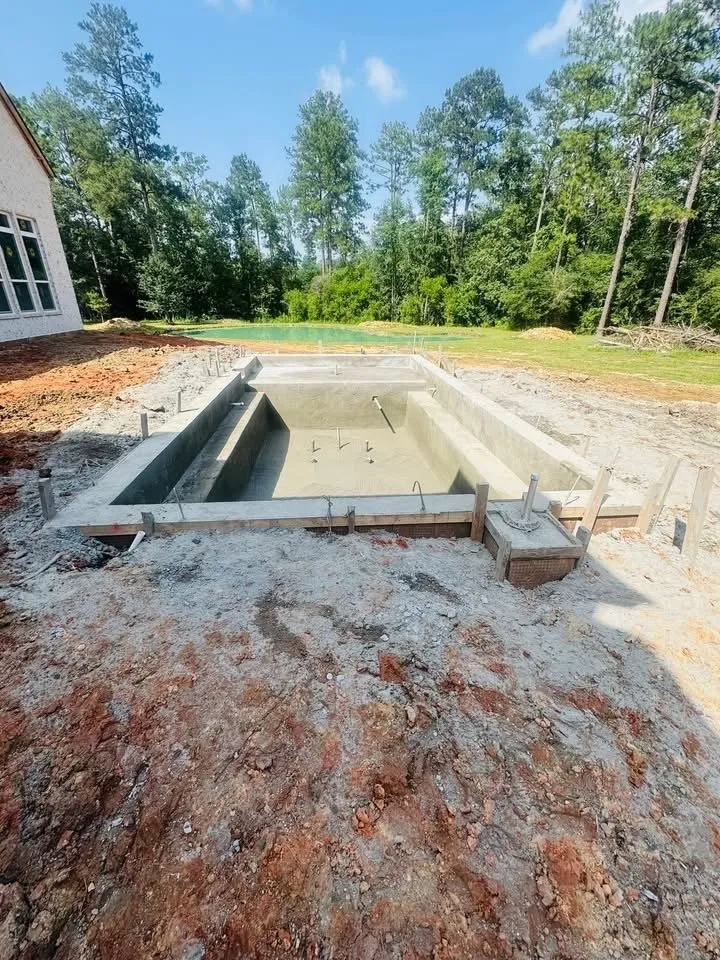 Affordable lawn care service experts serving Covington, LA - SolTerra Pools