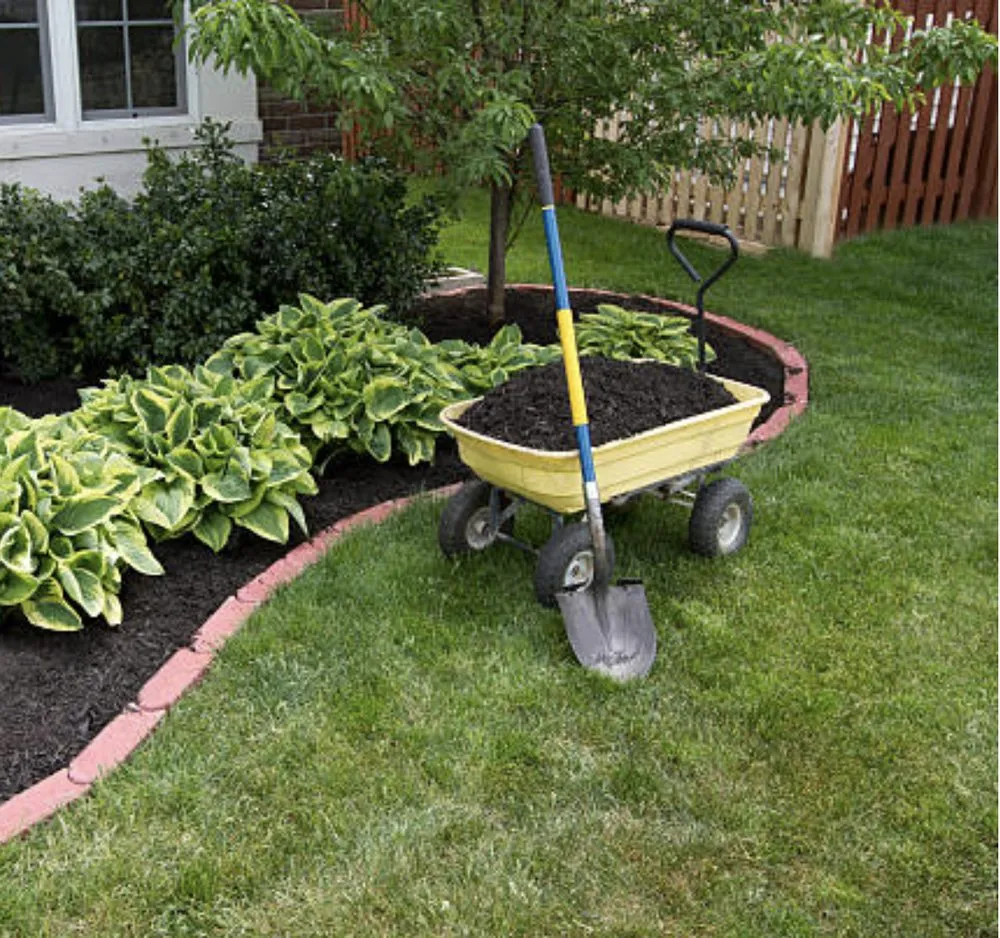 Custom lawn mowing service in Lehighton, PA - Solt’s Services