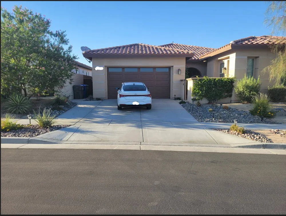 Expert lawn mowing service in Coachella, CA by Soluna Landscape