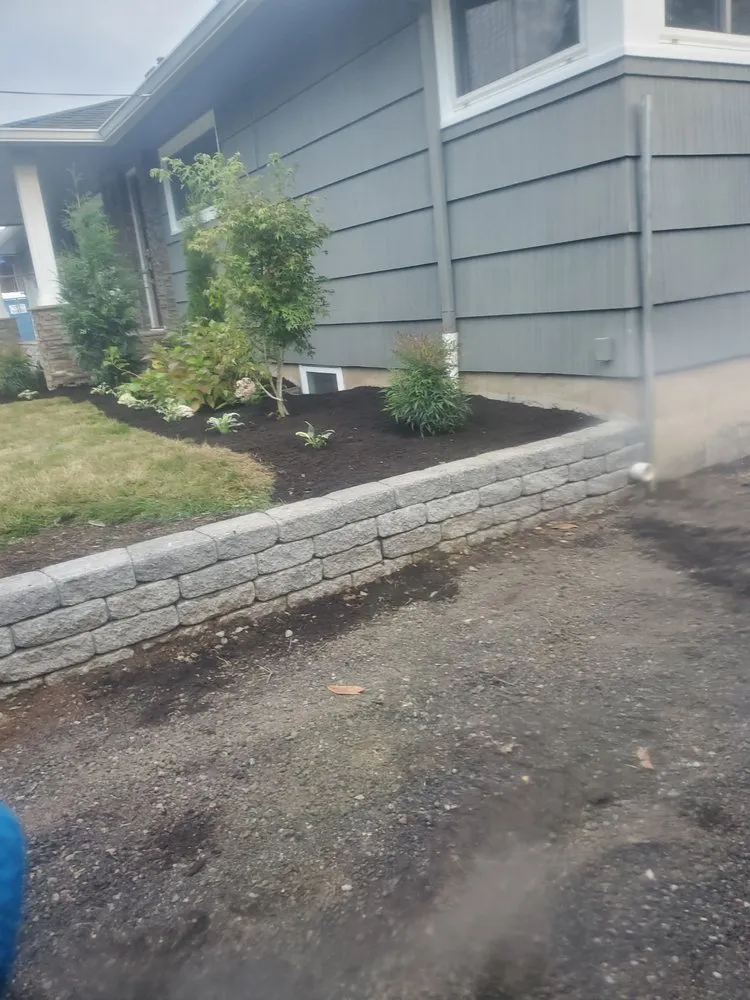 Trusted yard maintenance experts serving Beaverton, OR - Solution Landscape Maintenance