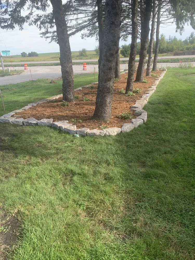 Top-rated yard maintenance in Eyota, MN by Soma Services