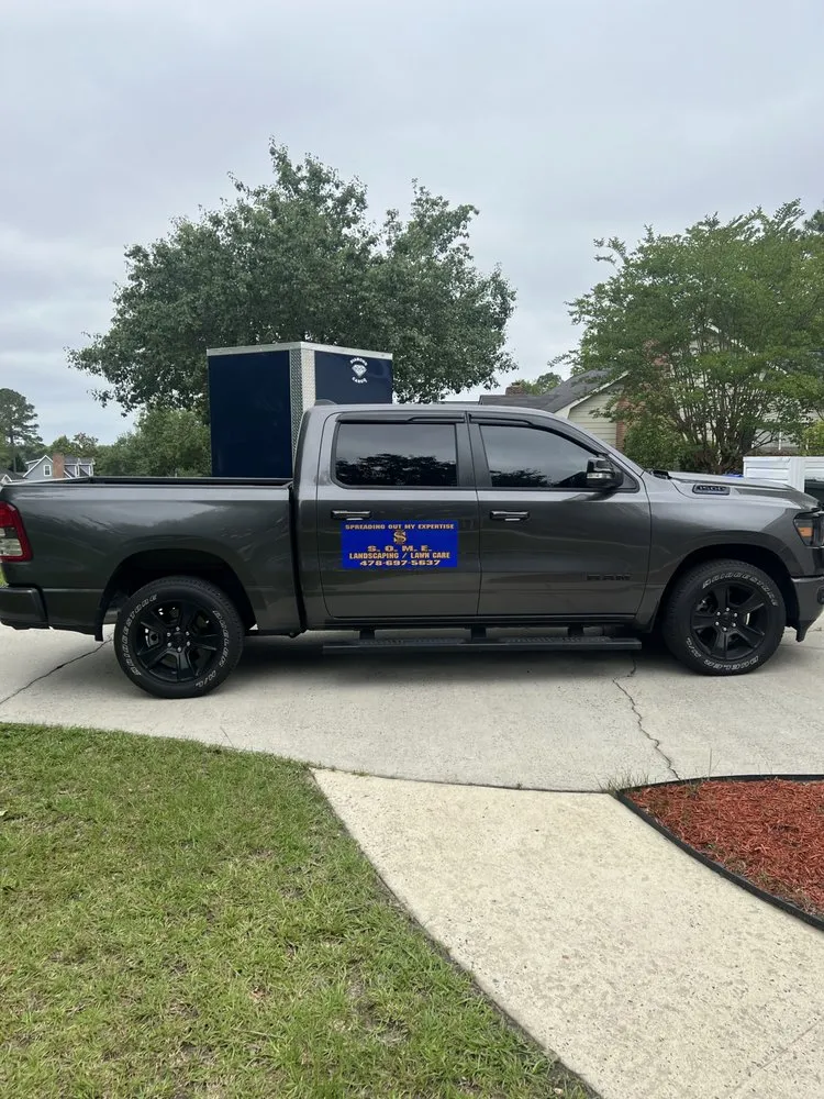 Top-rated lawn care service in Dublin, GA - Some Spreading Out My Expertise