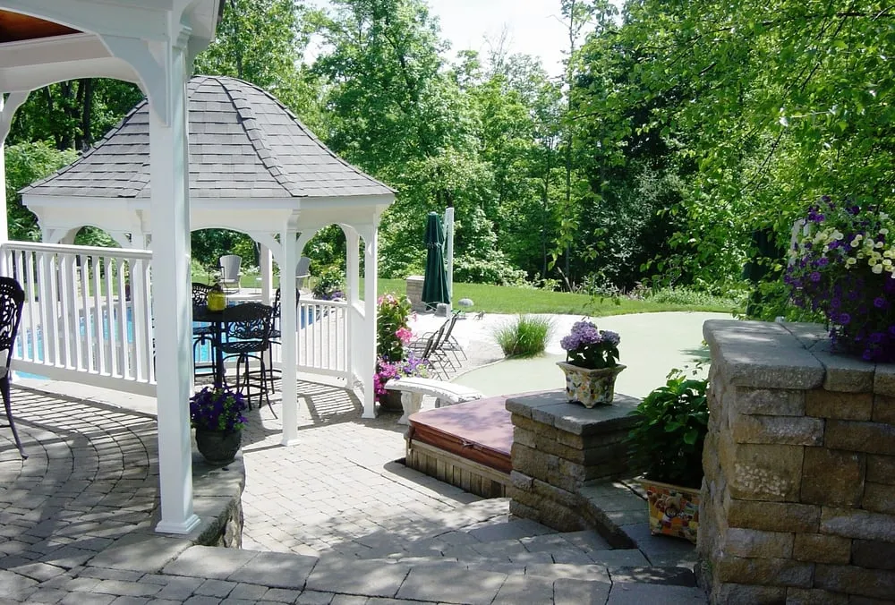 Top-rated garden landscaping in Oakland, NJ by Somers Landscape Design & Garden Center