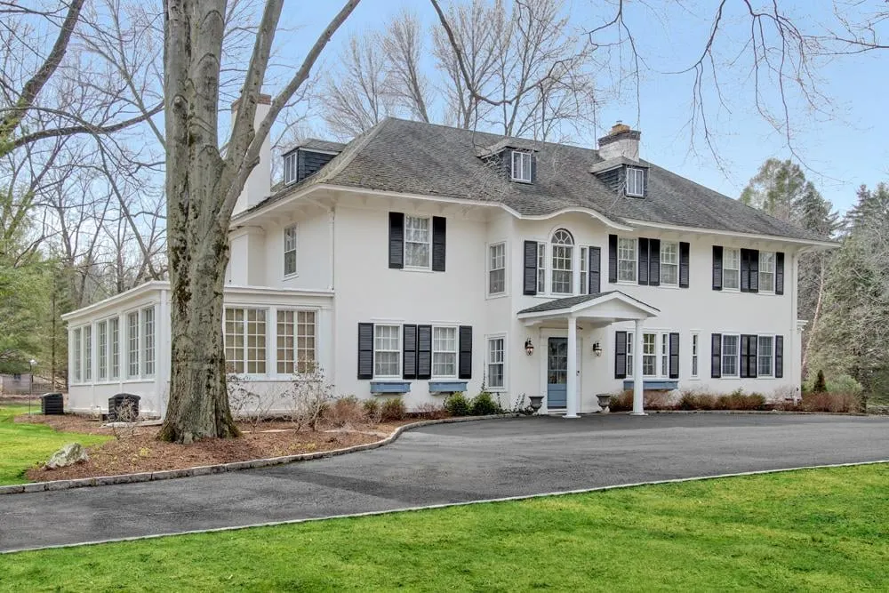 Trusted lawn mowing service for beautiful yards in Bernardsville, NJ by Somerset Hills Home Services