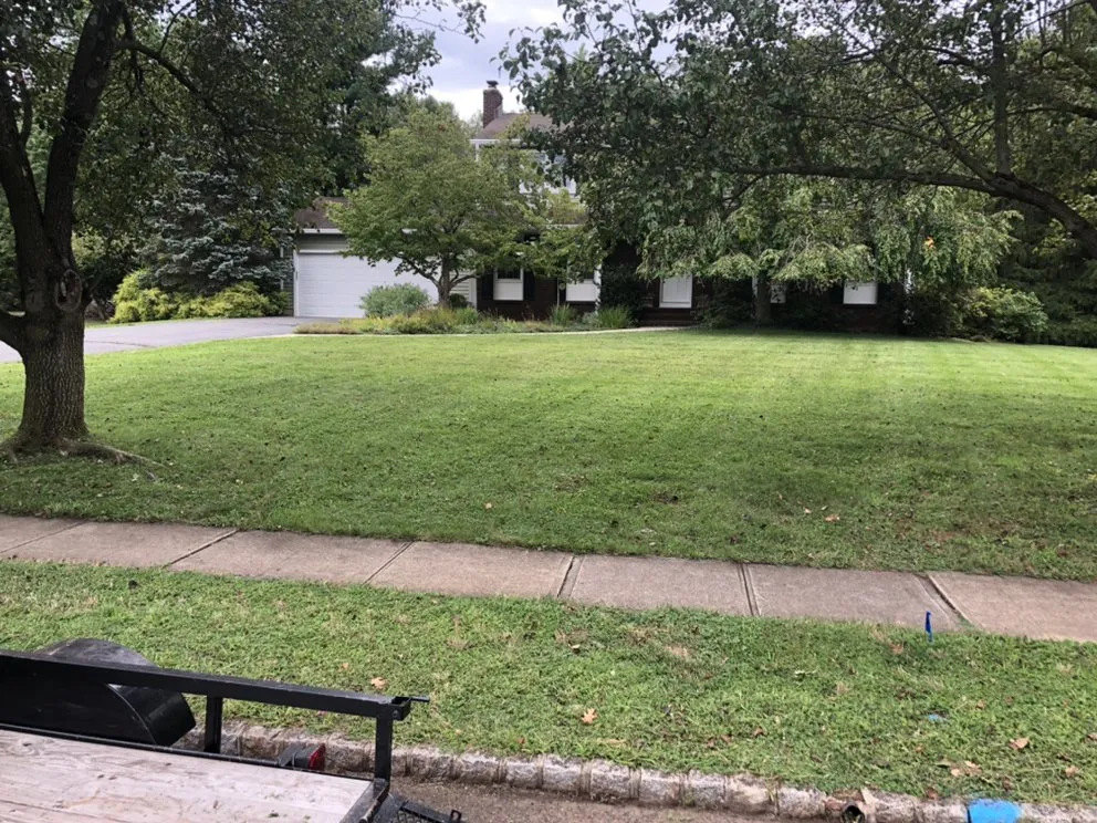 Reliable lawn mowing service for outdoor upgrades across Somerset, NJ - Somerset Mowing